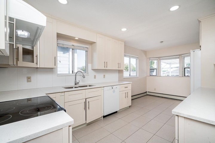 Photo 22 at 2692 E 46th Avenue, Killarney VE, Vancouver East