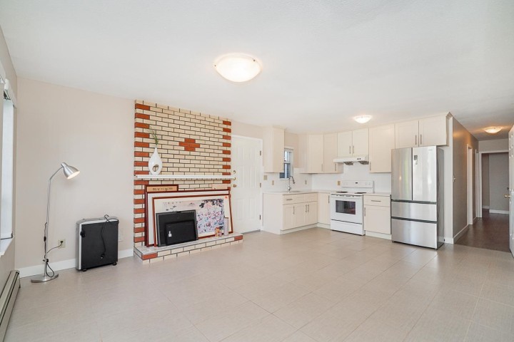 Photo 5 at 2692 E 46th Avenue, Killarney VE, Vancouver East