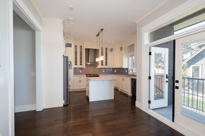 Photo 12 at 1195 Nootka Street, Renfrew VE, Vancouver East