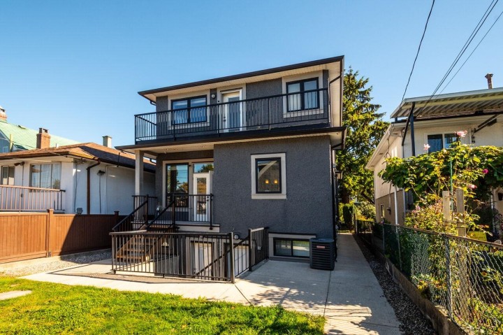 Photo 32 at 1195 Nootka Street, Renfrew VE, Vancouver East