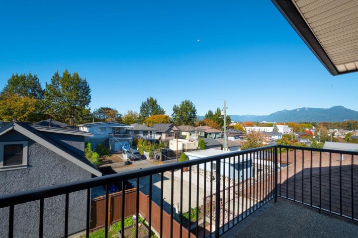 Photo 24 at 1195 Nootka Street, Renfrew VE, Vancouver East