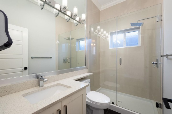 Photo 11 at 1195 Nootka Street, Renfrew VE, Vancouver East