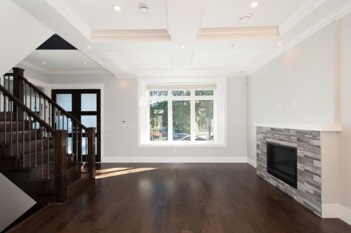 Photo 4 at 1195 Nootka Street, Renfrew VE, Vancouver East