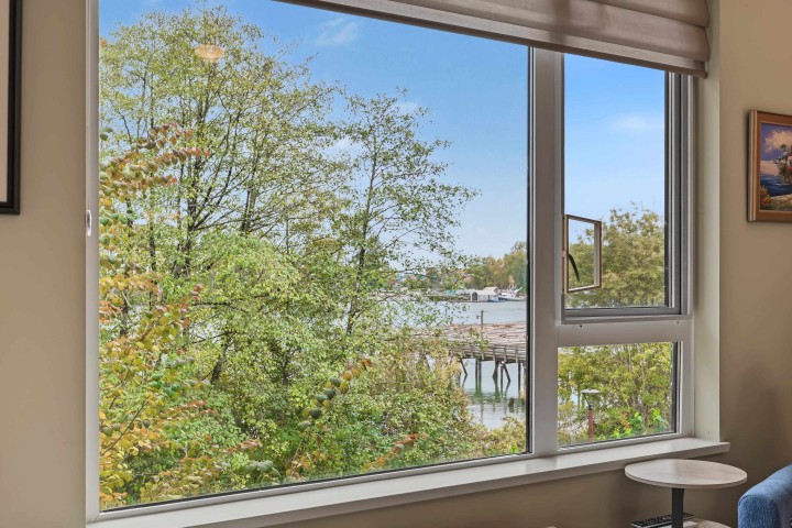Photo 4 at 327 - 3138 Riverwalk Avenue, South Marine, Vancouver East