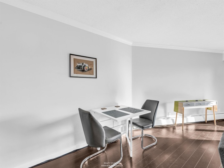 Photo 12 at 306 - 2222 Cambridge Street, Hastings, Vancouver East