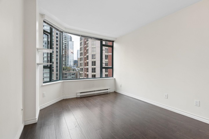 Photo 16 at 805 - 888 Hamilton Street, Downtown VW, Vancouver West