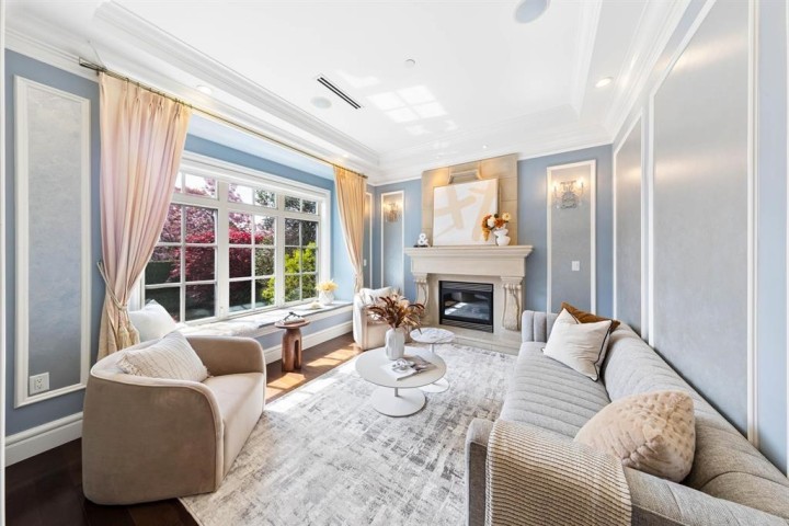 Photo 5 at 3587 W 38th Avenue, Dunbar, Vancouver West