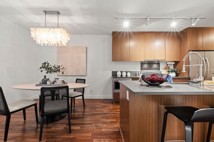 Photo 9 at 256 - 250 E 6th Avenue, Mount Pleasant VE, Vancouver East