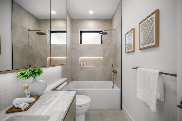 Photo 17 at 411 W 19th Avenue, Cambie, Vancouver West