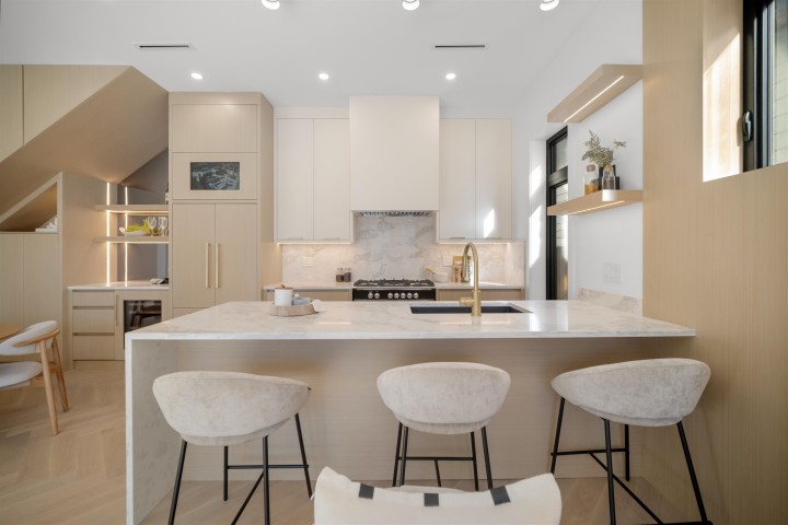 Photo 7 at 411 W 19th Avenue, Cambie, Vancouver West