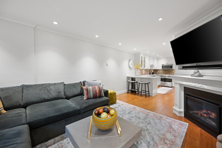 Photo 4 at 102 - 828 Gilford Street, West End VW, Vancouver West