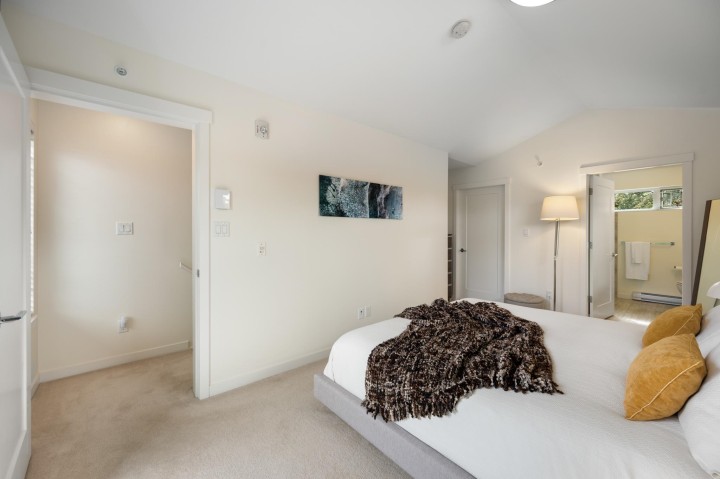 Photo 23 at 501 E 44th Avenue, Fraser VE, Vancouver East