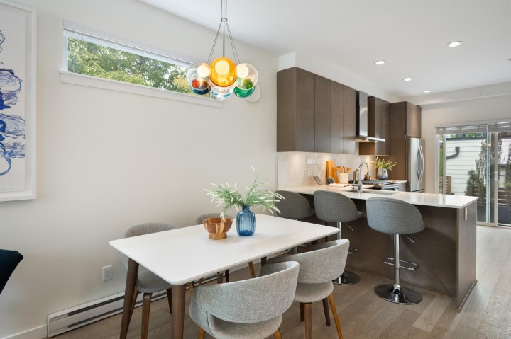 Photo 9 at 501 E 44th Avenue, Fraser VE, Vancouver East