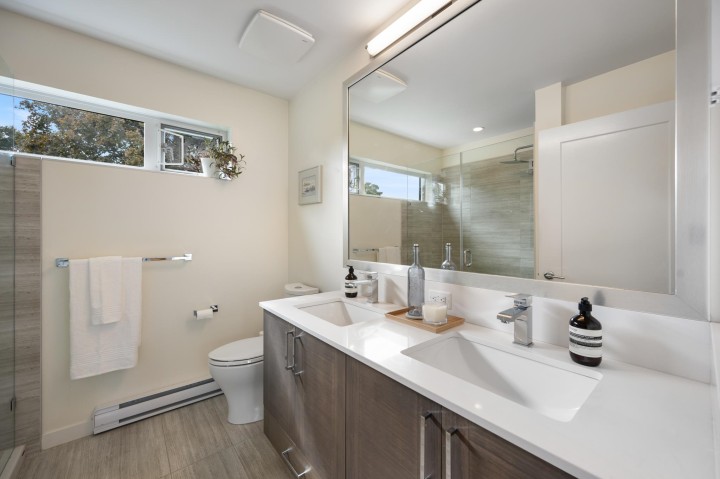 Photo 24 at 501 E 44th Avenue, Fraser VE, Vancouver East