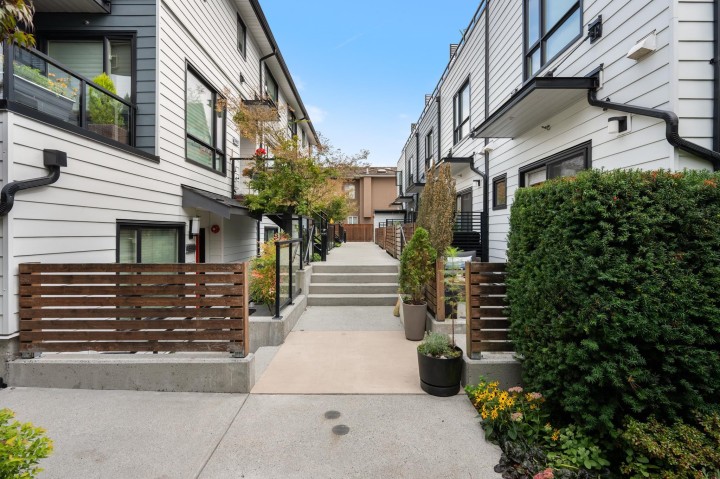 Photo 38 at 501 E 44th Avenue, Fraser VE, Vancouver East