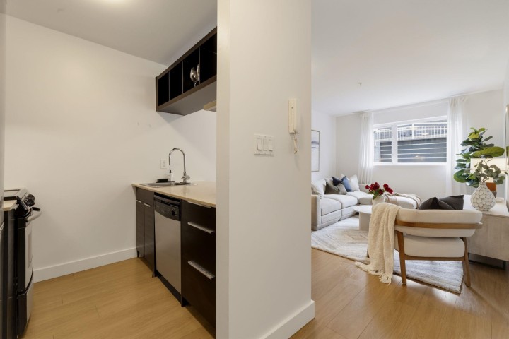 Photo 13 at 106 - 33 N Templeton Drive, Hastings, Vancouver East