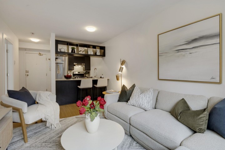Photo 9 at 106 - 33 N Templeton Drive, Hastings, Vancouver East