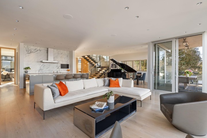 Photo 10 at 2723 W 30th Avenue, MacKenzie Heights, Vancouver West