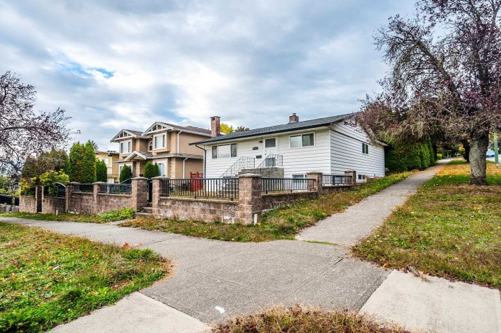 Photo 1 at 1791 E 64th Avenue, Fraserview VE, Vancouver East