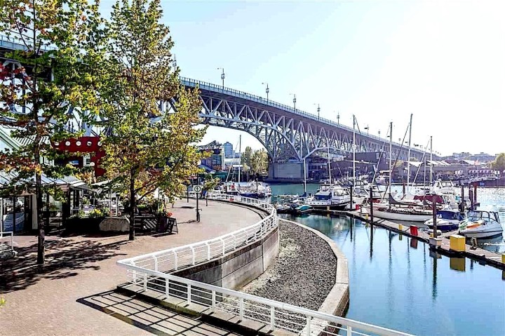 Photo 37 at 2611 - 1480 Howe Street, Yaletown, Vancouver West