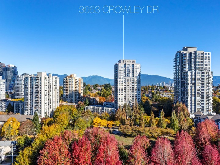 Photo 1 at 220 - 3663 Crowley Drive, Collingwood VE, Vancouver East
