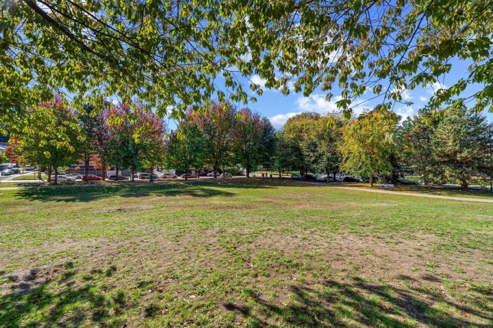 Photo 29 at 220 - 3663 Crowley Drive, Collingwood VE, Vancouver East