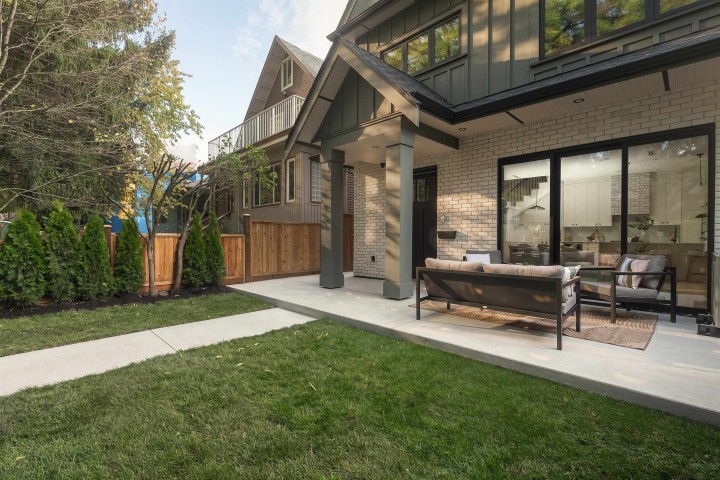 Photo 2 at 1 - 1376 E 11th Avenue, Grandview Woodland, Vancouver East