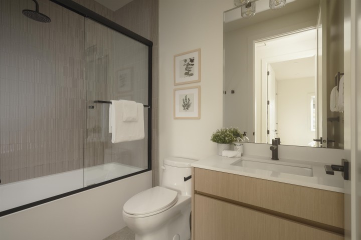 Photo 16 at 2 - 1376 E 11th Avenue, Grandview Woodland, Vancouver East