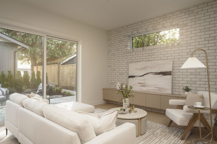 Photo 3 at 2 - 1376 E 11th Avenue, Grandview Woodland, Vancouver East