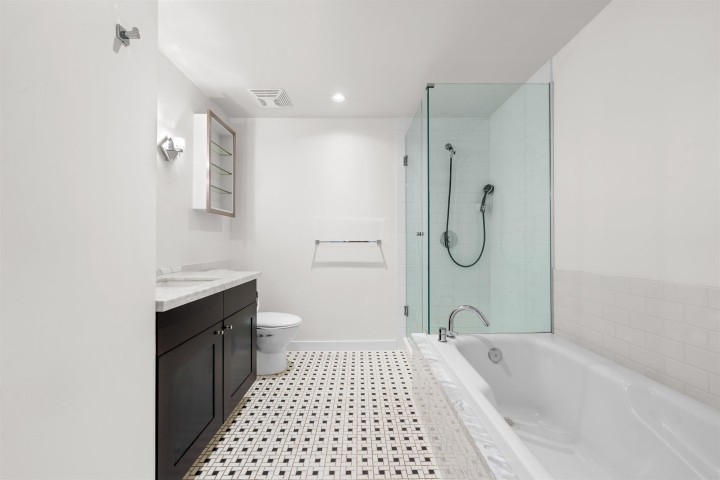 Photo 17 at 808 - 821 Cambie Street, Downtown VW, Vancouver West