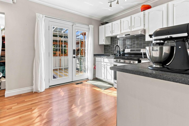 Photo 6 at 2764 Dundas Street, Hastings Sunrise, Vancouver East