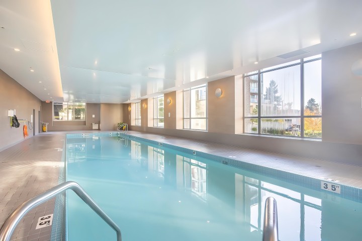 Photo 12 at 915 - 5665 Boundary Road, Collingwood VE, Vancouver East