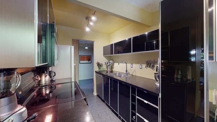 Photo 8 at 111 - 853 E 7th Avenue, Mount Pleasant VE, Vancouver East