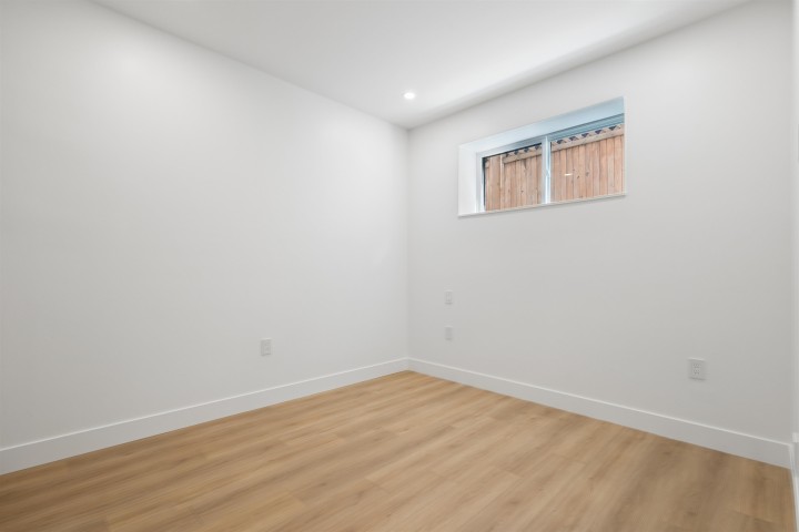 Photo 33 at 1 - 3637 E 46th Avenue, Killarney VE, Vancouver East