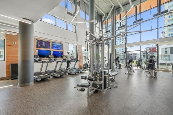 Photo 20 at 717 - 3557 Sawmill Crescent, South Marine, Vancouver East