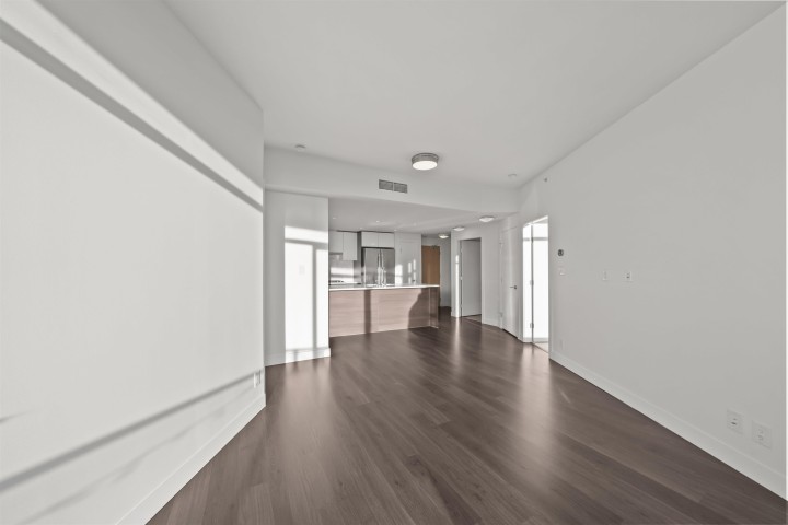 Photo 9 at 717 - 3557 Sawmill Crescent, South Marine, Vancouver East