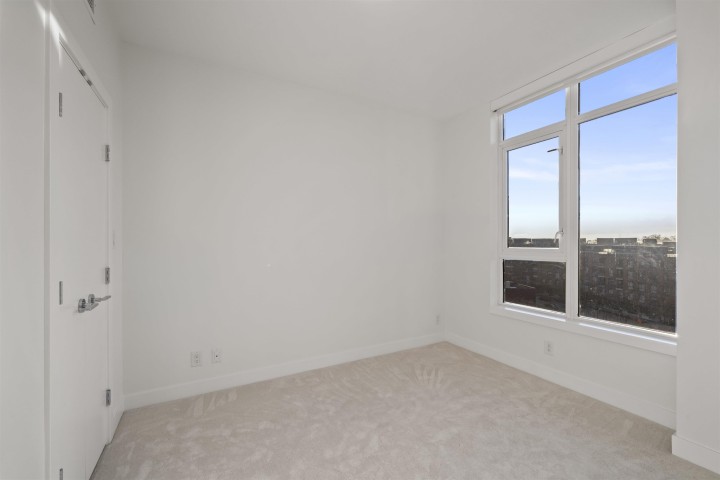 Photo 14 at 717 - 3557 Sawmill Crescent, South Marine, Vancouver East