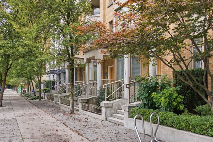 Photo 5 at 1182 Richards Street, Yaletown, Vancouver West