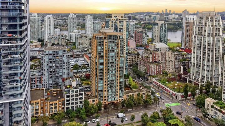 Photo 39 at 1182 Richards Street, Yaletown, Vancouver West
