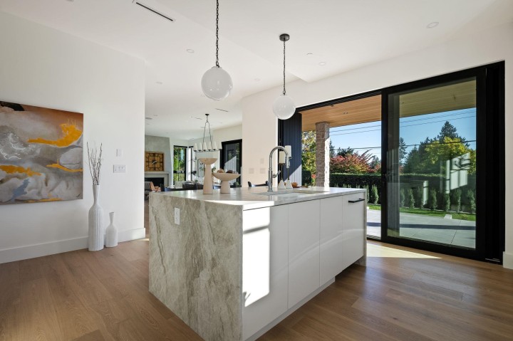 Photo 8 at 1709 Ottawa Avenue, Ambleside, West Vancouver