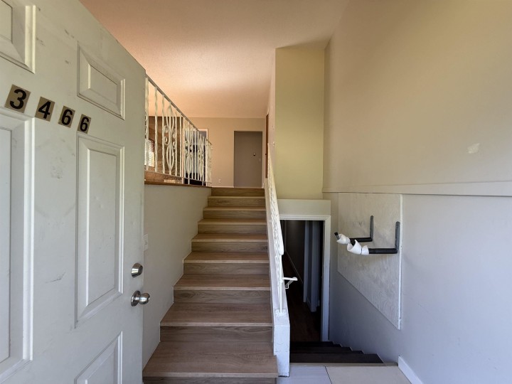 Photo 5 at 3466 E 2nd Avenue, Renfrew VE, Vancouver East