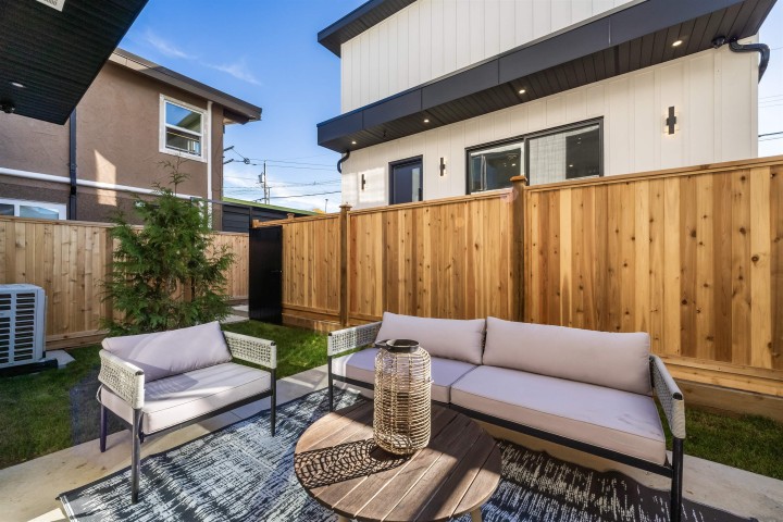 Photo 10 at 2 - 2710 Kitchener Street, Renfrew VE, Vancouver East