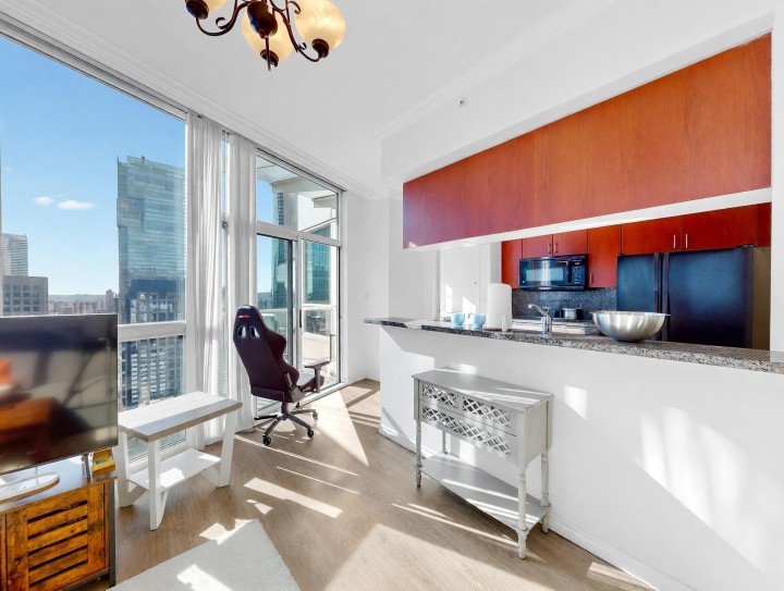 Photo 13 at 3803 - 1111 W Pender Street, Coal Harbour, Vancouver West