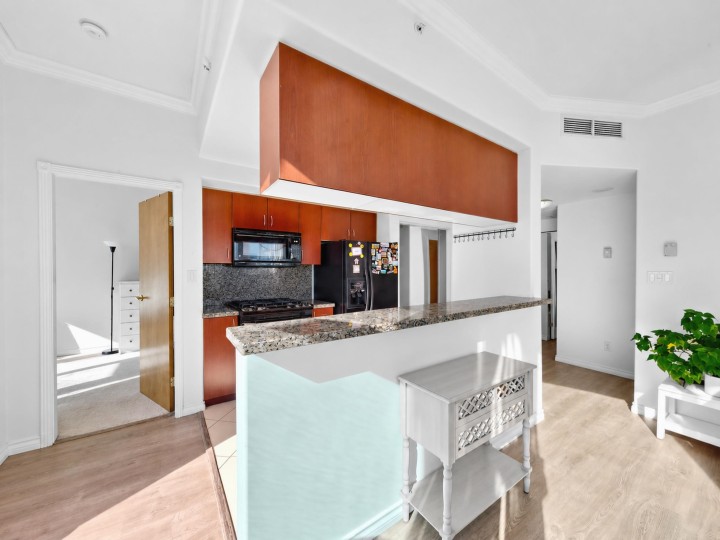 Photo 11 at 3803 - 1111 W Pender Street, Coal Harbour, Vancouver West