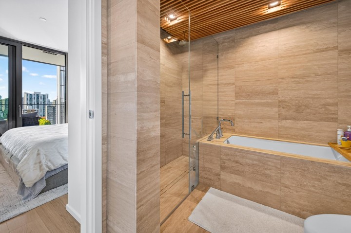 Photo 26 at 1605 - 1568 Alberni Street, West End VW, Vancouver West