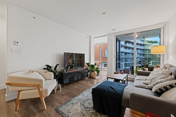 Photo 6 at 1601 - 1788 Columbia Street, False Creek, Vancouver West