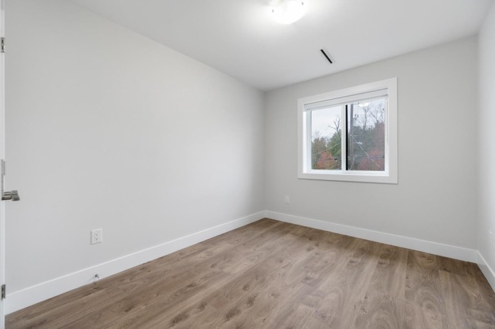 Photo 14 at 5949 Sherbrooke Street, Knight, Vancouver East