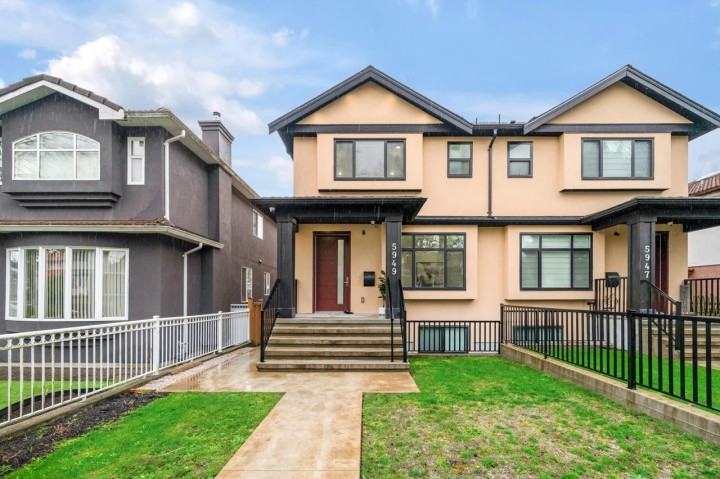Photo 19 at 5949 Sherbrooke Street, Knight, Vancouver East