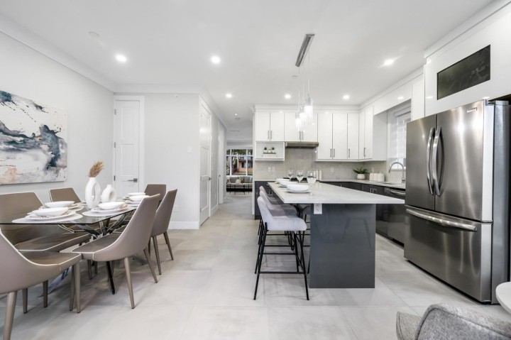Photo 8 at 5949 Sherbrooke Street, Knight, Vancouver East