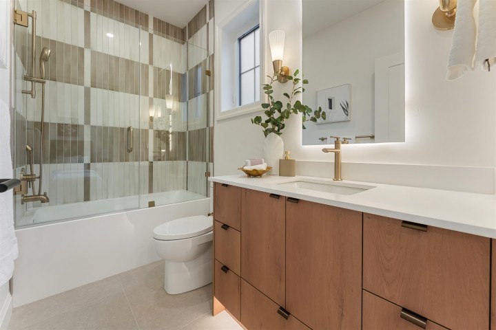 Photo 23 at 2 - 2256 E Pender Street, Hastings, Vancouver East